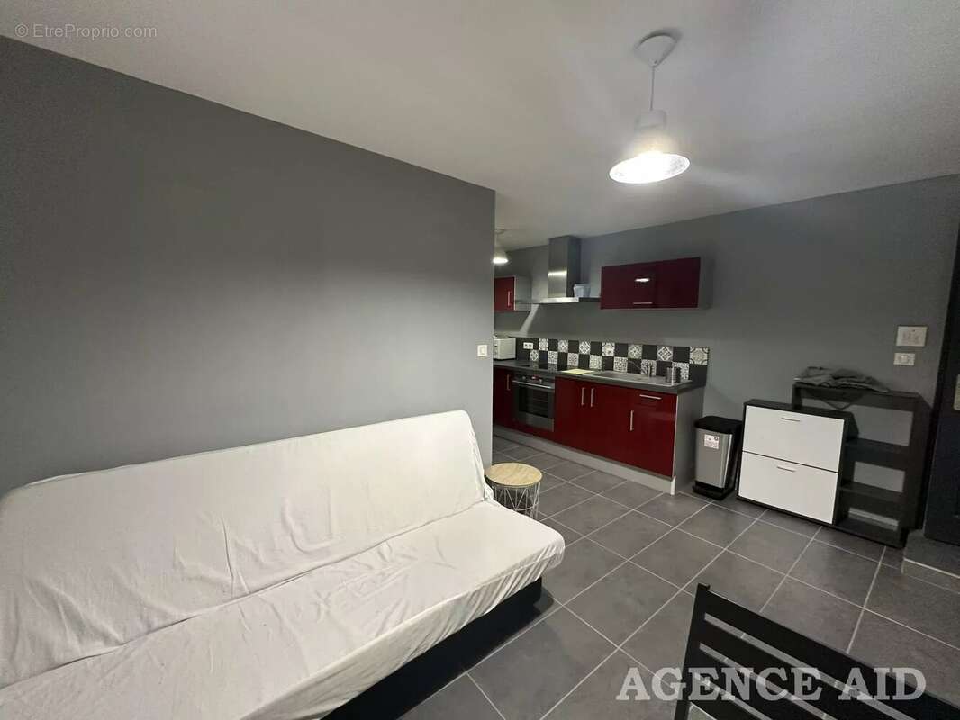 Appartement à CUGES-LES-PINS