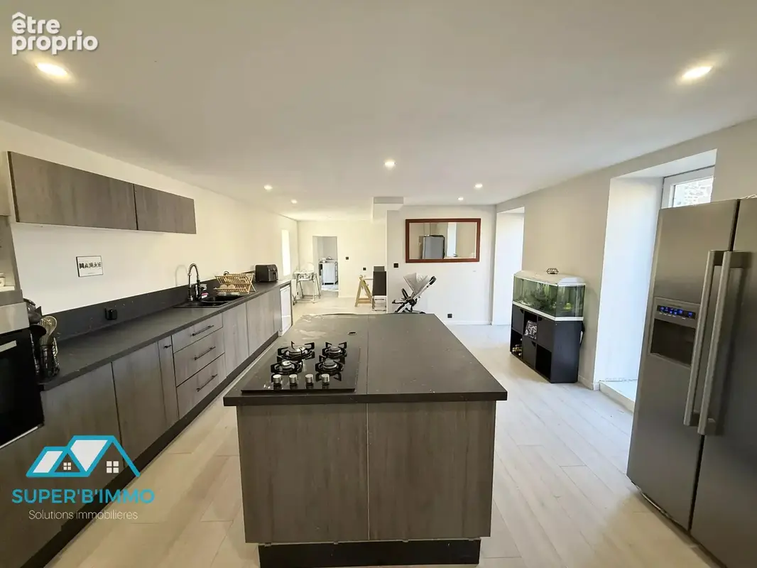 Maison 140 m² - terrain - photo 4