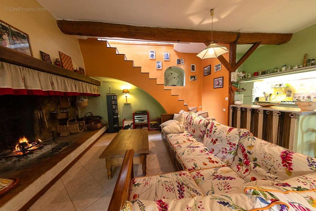 Photo 5 - Maison à JOUQUES