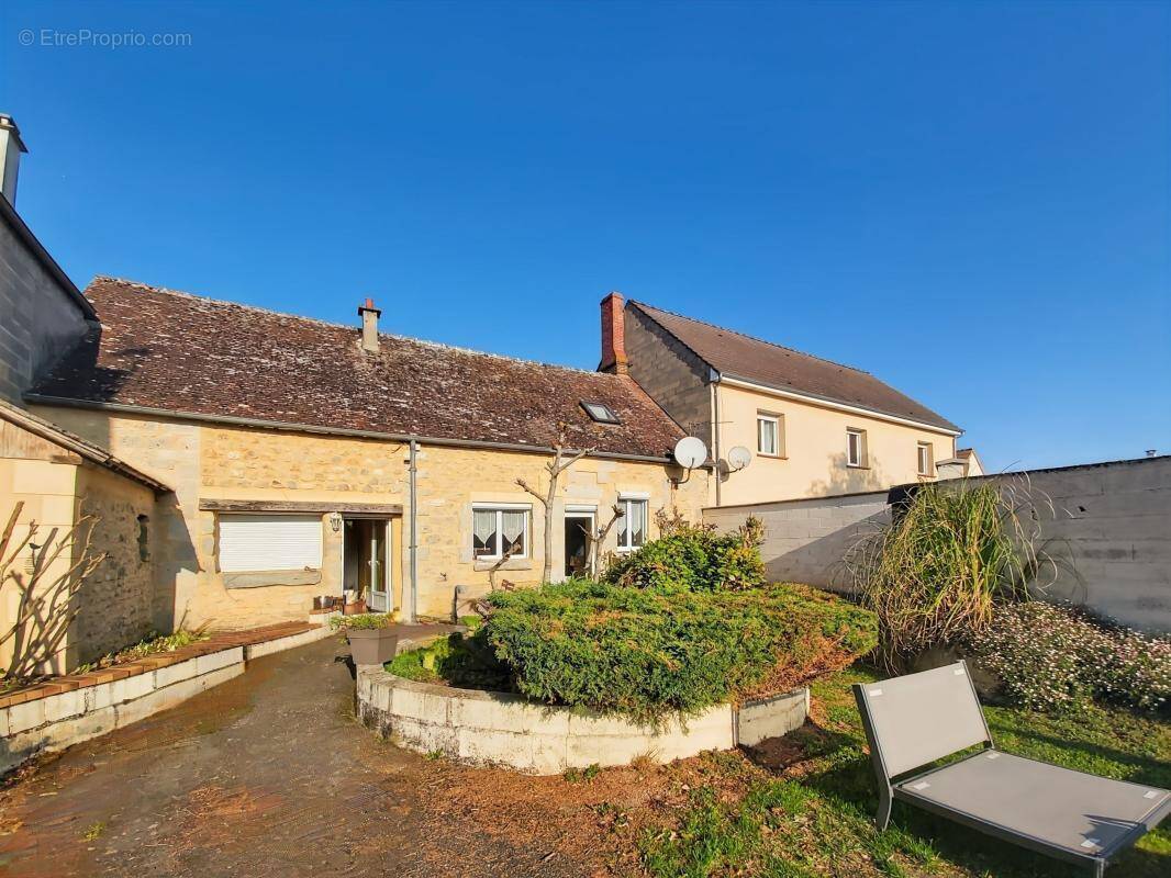 Maison à PRASVILLE