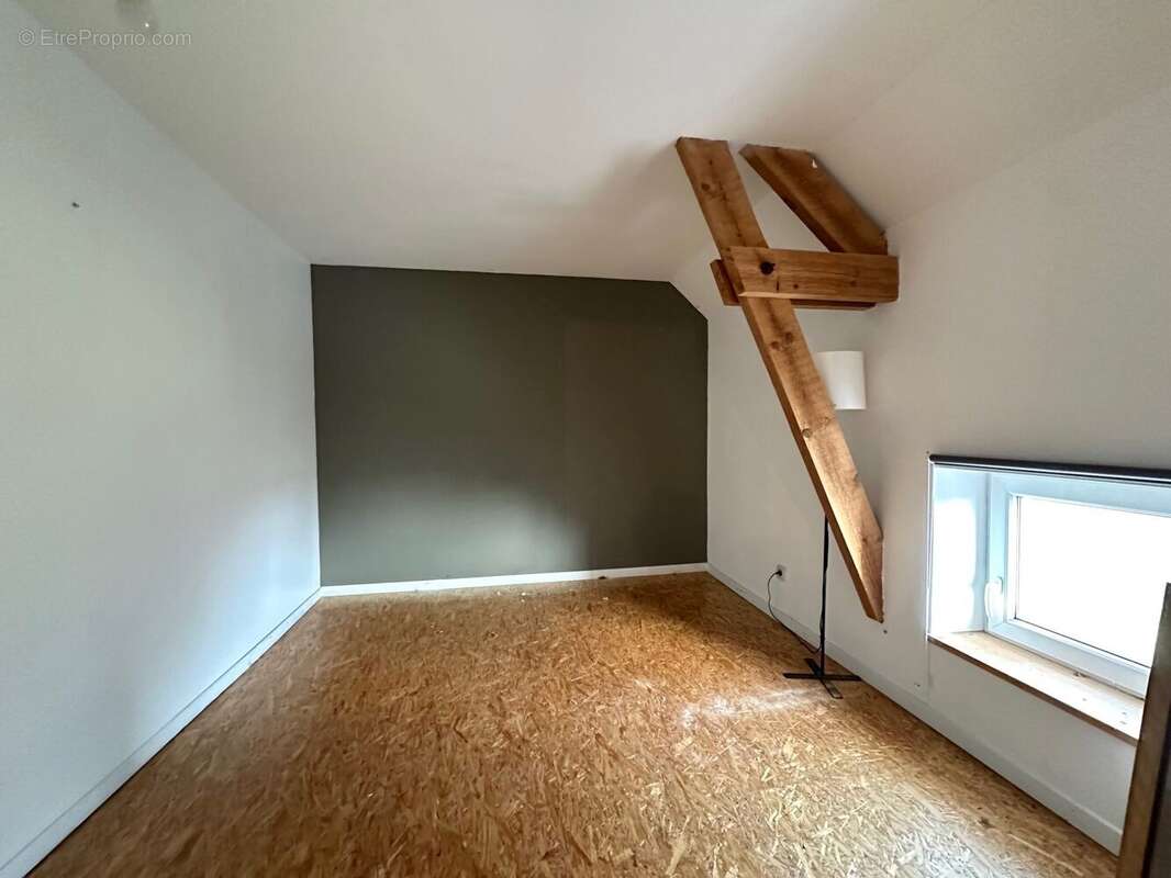 Maison à PRISCHES