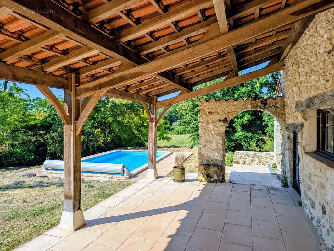 Maison à DEVILLAC