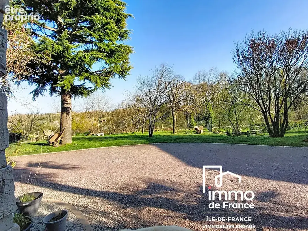 Maison de 234m² habitables à vendre - BONNEVAL - photo 17