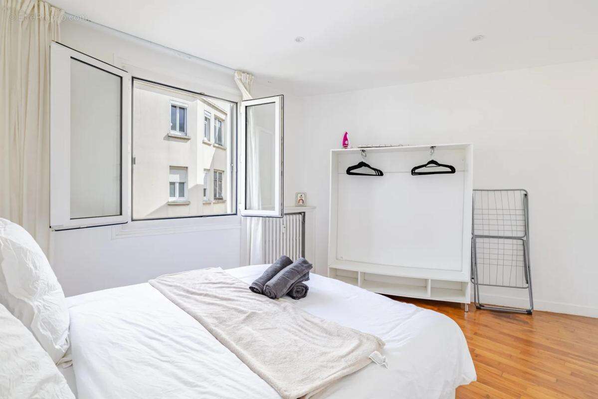 Appartement à AUBERVILLIERS