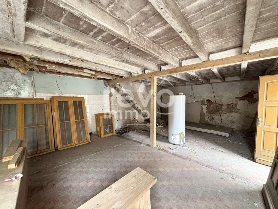 Maison à LA FORET-SUR-SEVRE