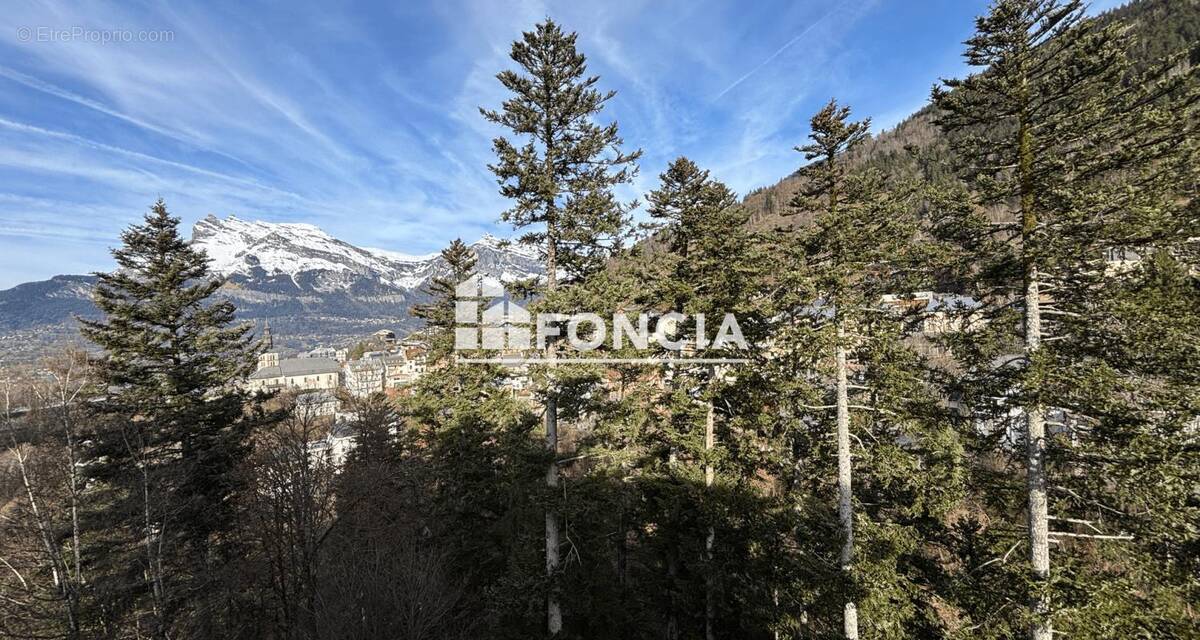 Appartement à SAINT-GERVAIS-LES-BAINS