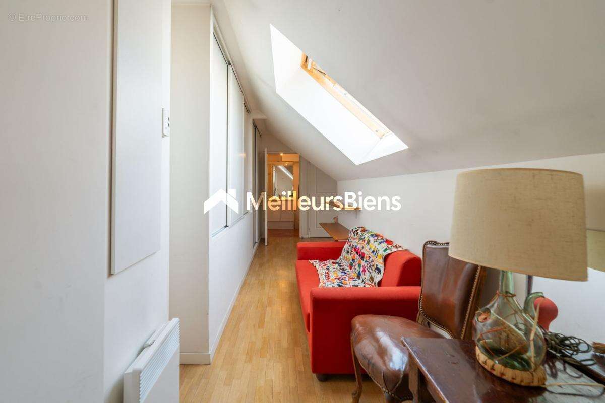 Appartement à SAINT-MAUR-DES-FOSSES