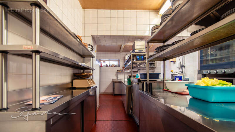 Commerce à ARZACQ-ARRAZIGUET