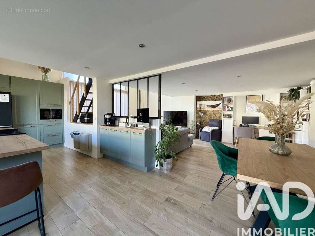 Photo 3 - Maison à MONTAIGU