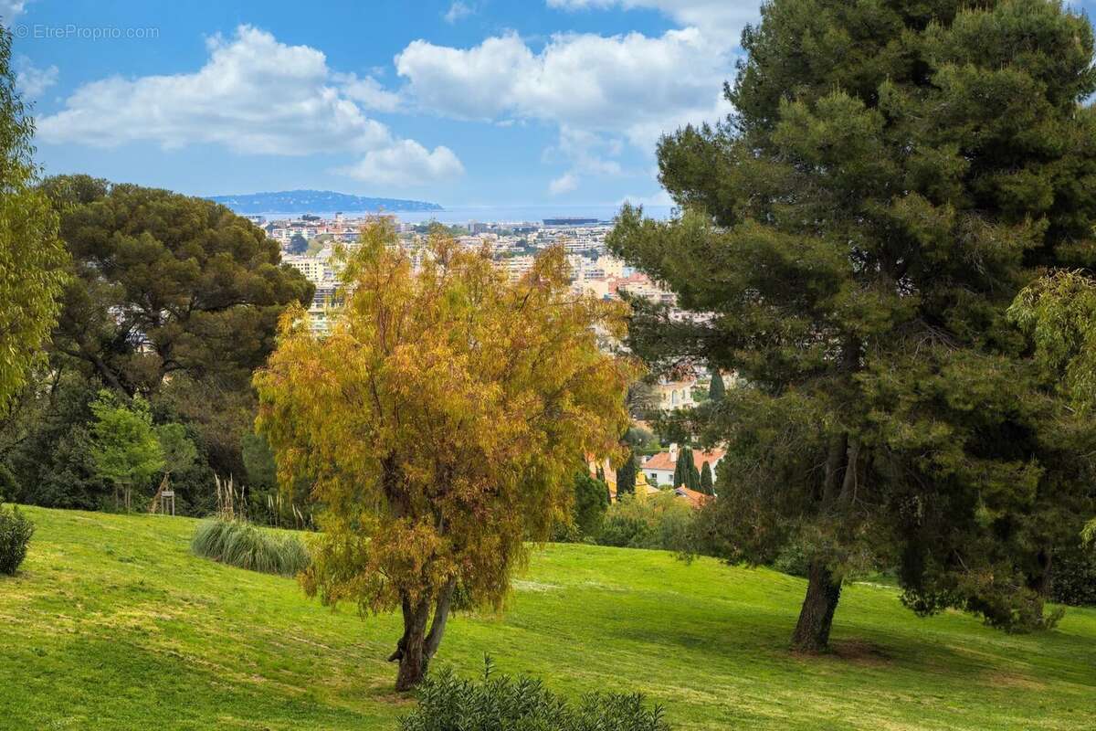 Appartement à CAGNES-SUR-MER