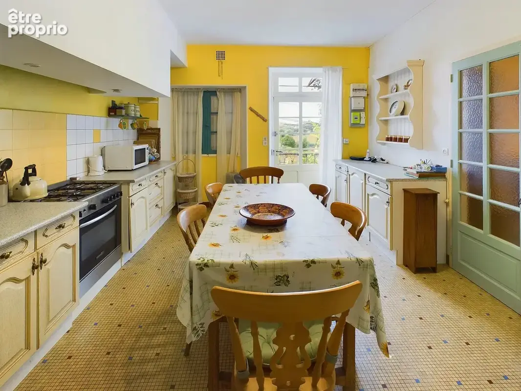 Maison de charme avec piscine chauffée dans un cadre idyllique - photo 3