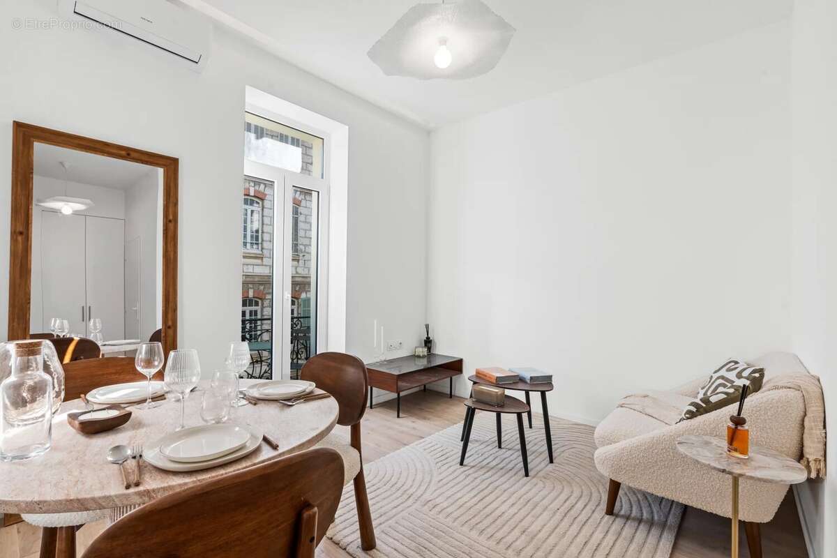 Appartement à NICE