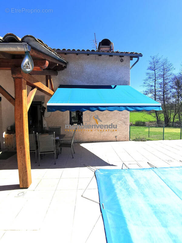 Maison à ARPAJON-SUR-CERE