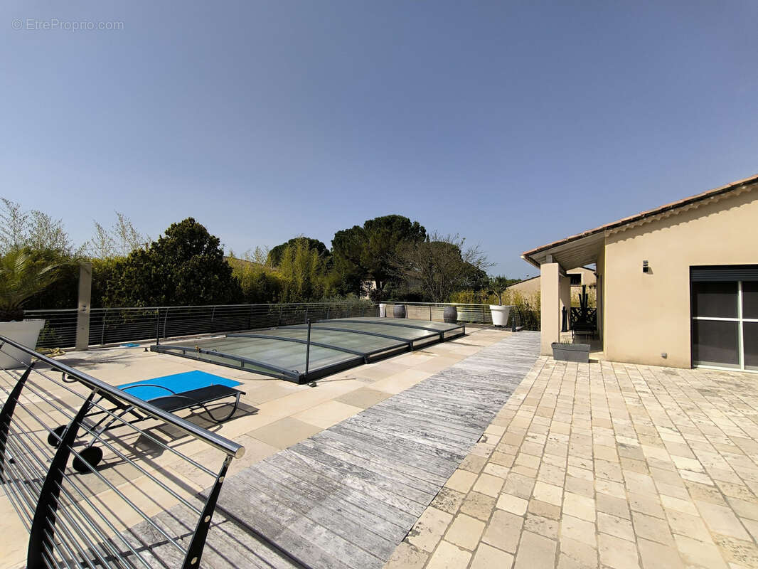 Maison à RIBAUTE-LES-TAVERNES