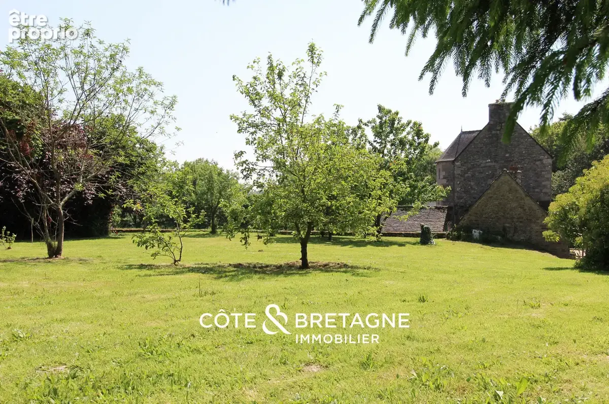 COTE & BRETAGNE IMMOBILIER VOUS PROPOSE : Manoir du XVe siècle inscrit MH à Tréguier   360 m2, 4 chambres, par - photo 16