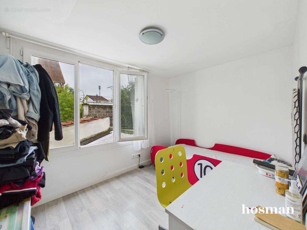 Maison à LA COURNEUVE