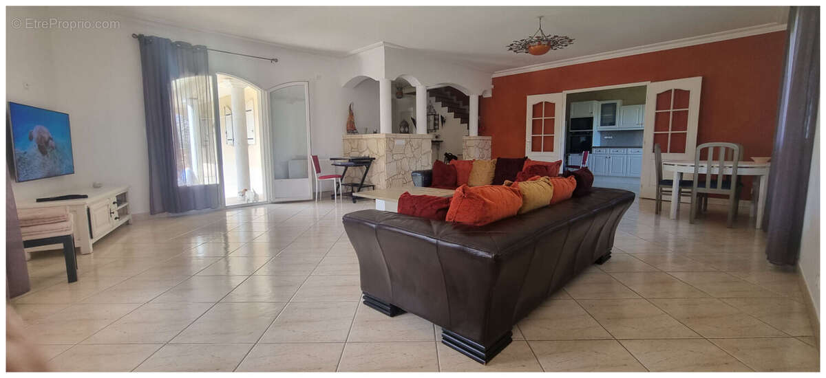 VENDUE CHAPONNAY Maison 154 m² sur parcelle 1097 m² - photo 4
