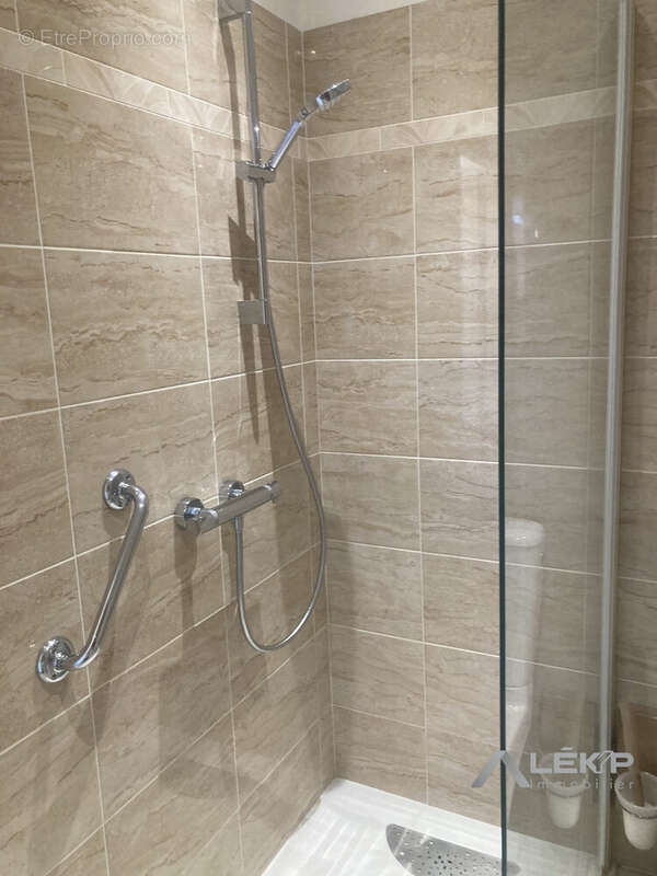 Maison 182 m² à Saint-Malo-Du-Bois  - photo 9