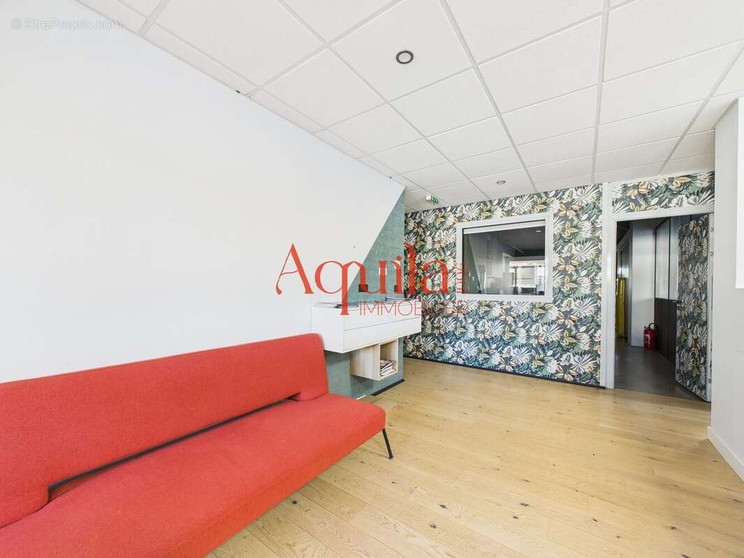 Commerce à LIMONEST