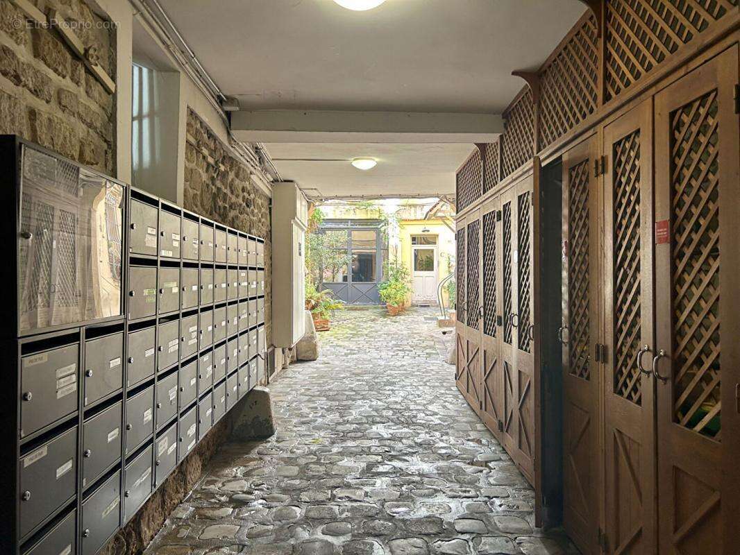 Appartement à PARIS-5E