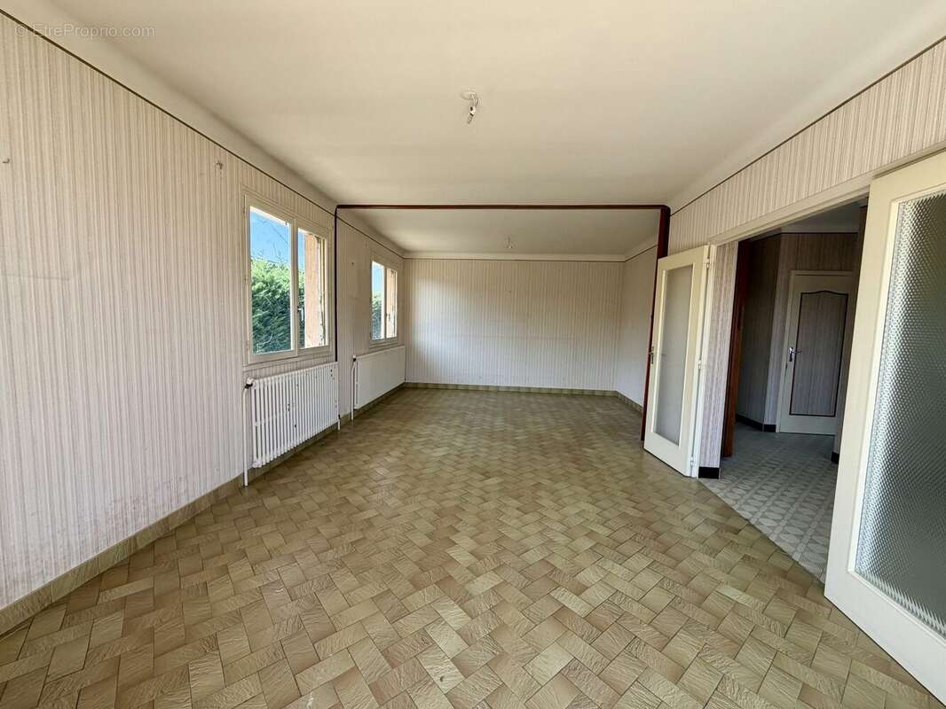 Maison 129 m² à Saint-Jean-De-Braye  - photo 3