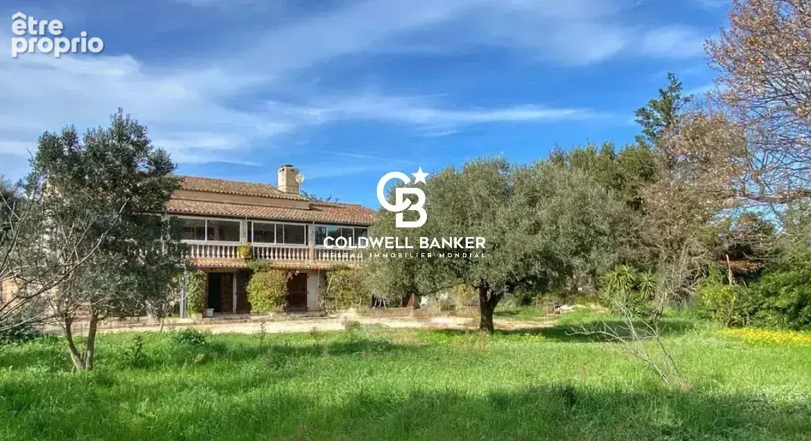 Maison à BORMES-LES-MIMOSAS