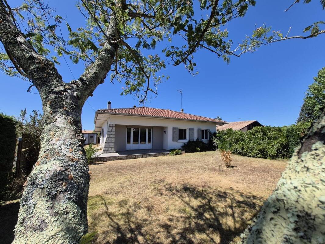 Maison à SOUSTONS