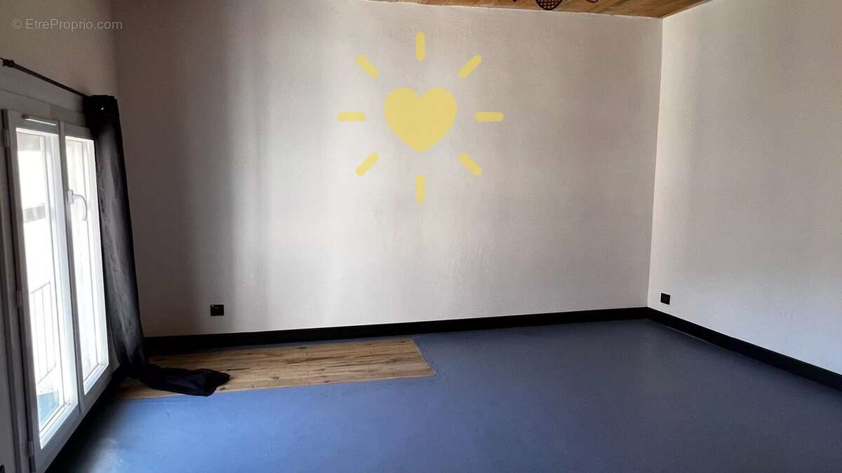 Appartement à CLAVIERS