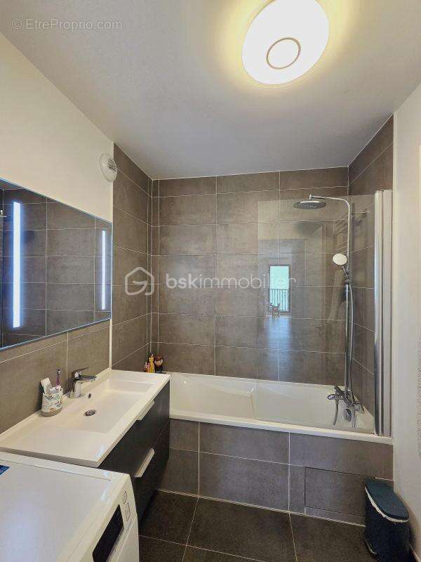 Appartement à RUEIL-MALMAISON