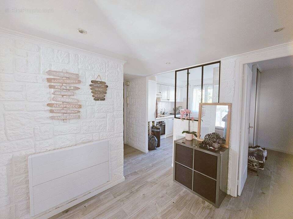 Appartement à LE CANNET
