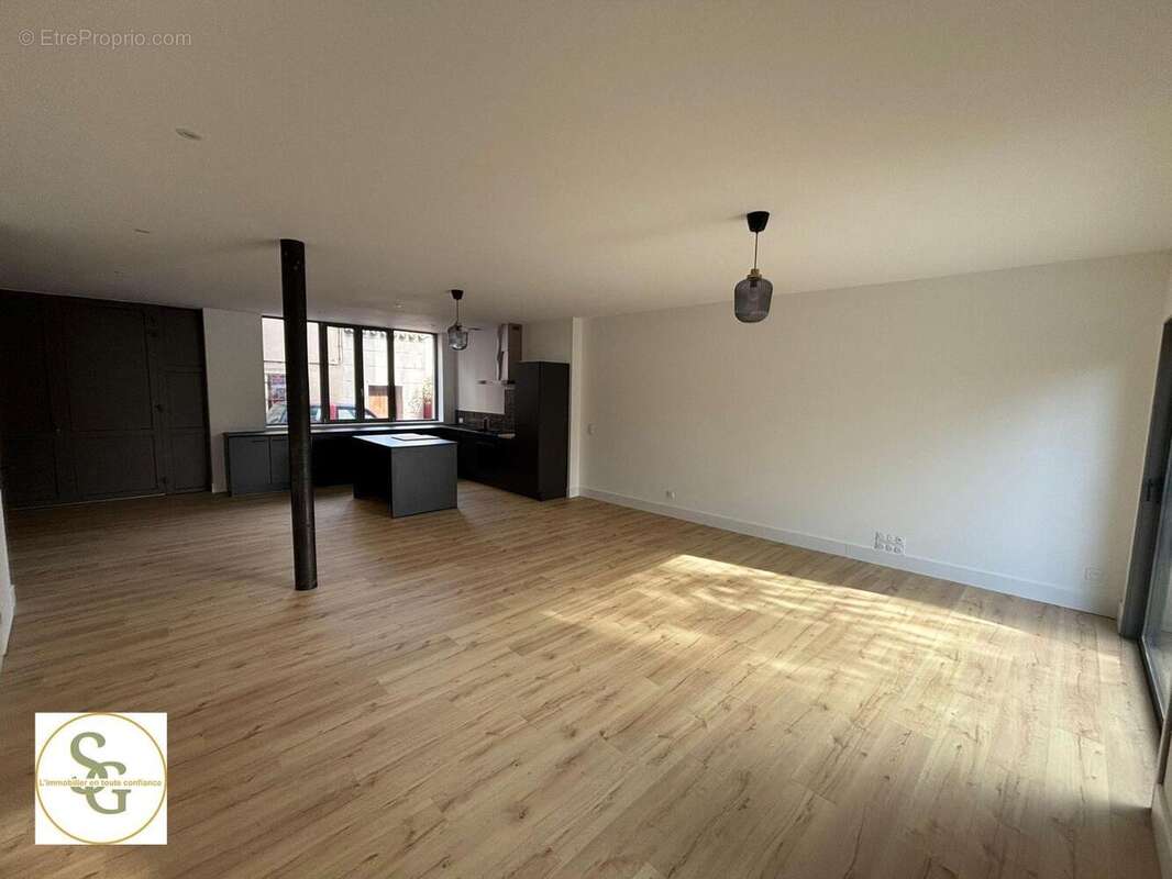 Maison 127 m² à Castres  - photo 4