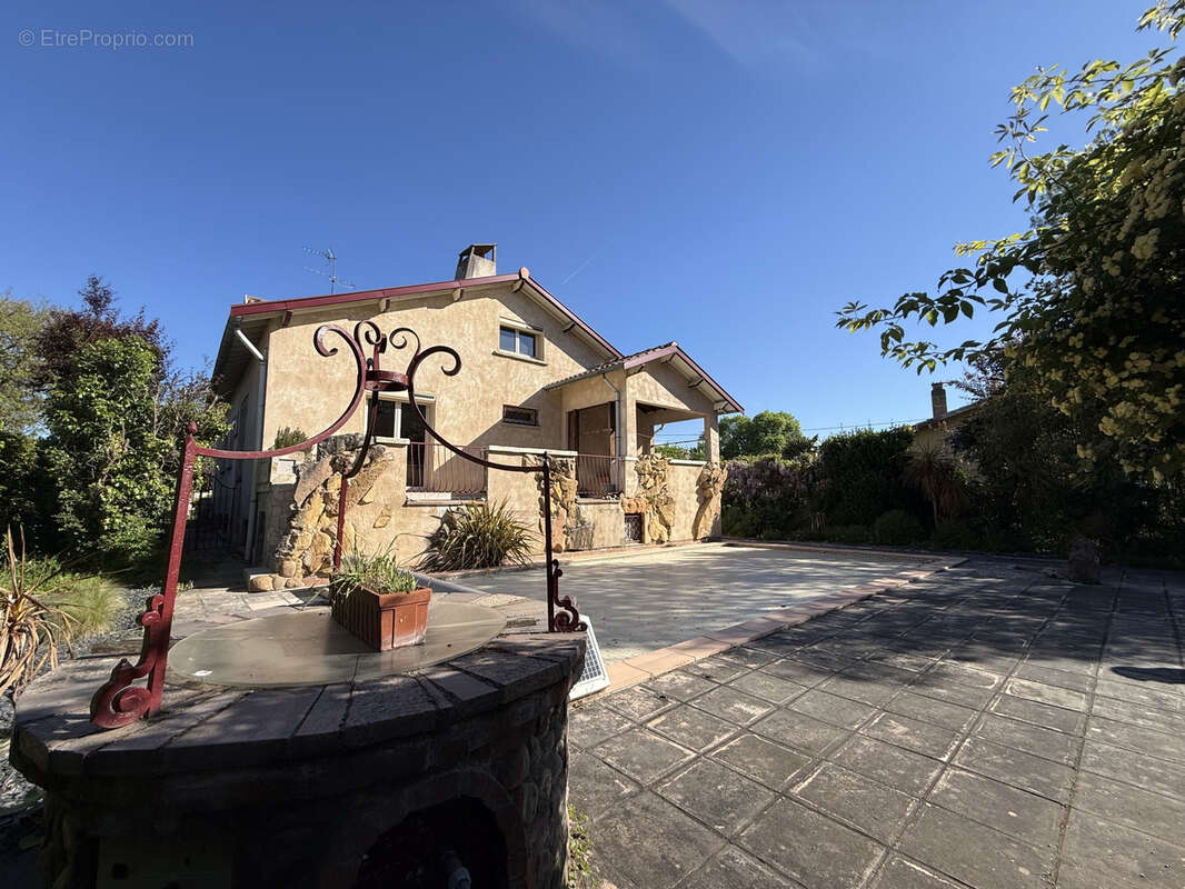 Maison à VILLENEUVE-TOLOSANE
