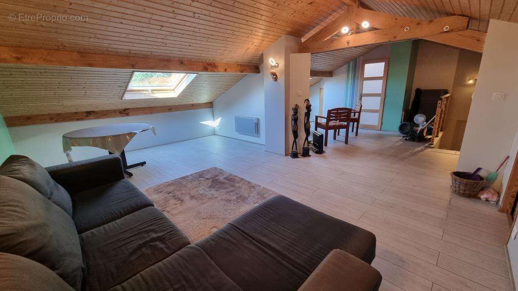 Maison à SAINT-ISMIER