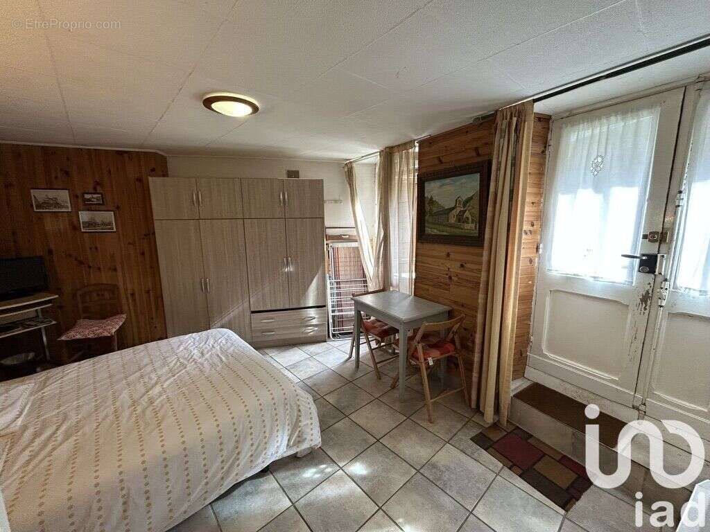 Photo 8 - Maison à LUZ-SAINT-SAUVEUR