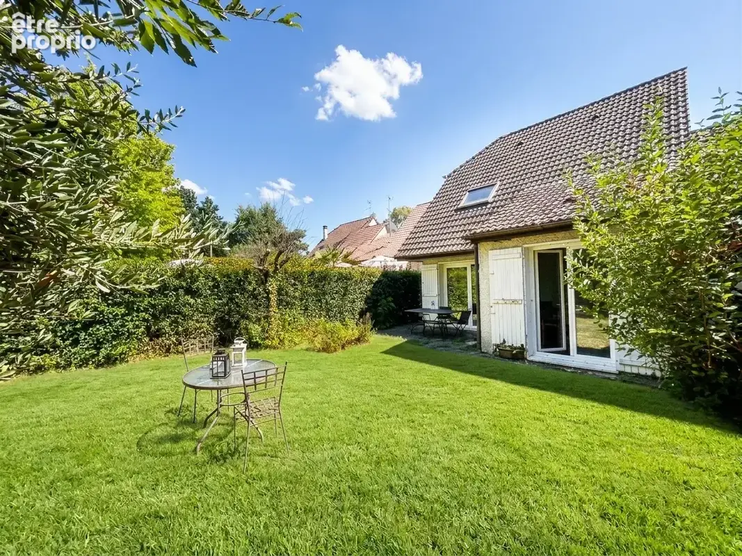 Maison à VILLE-LA-GRAND
