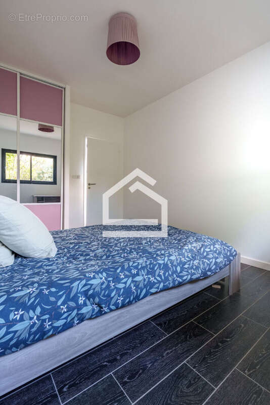 Maison à BLANQUEFORT