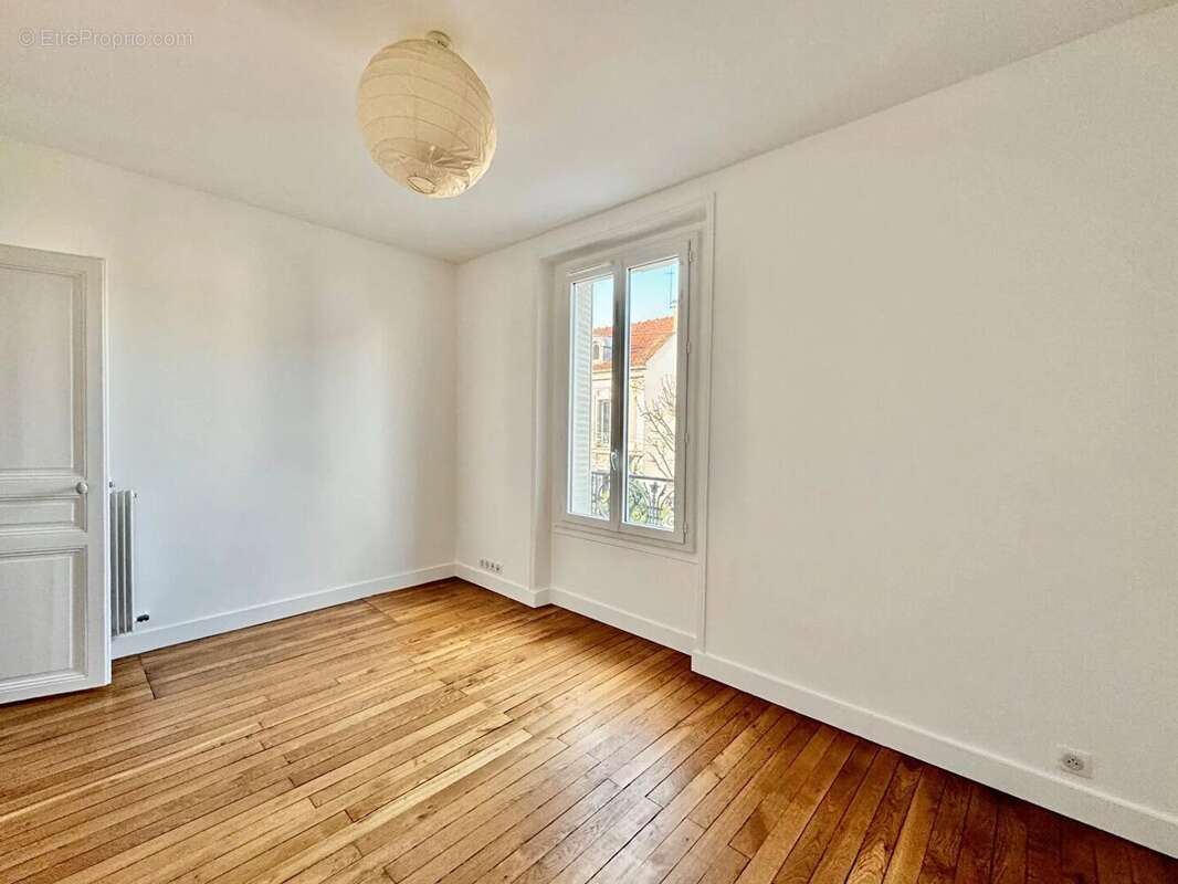 Appartement à COLOMBES