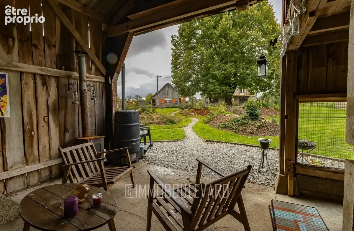 À vendre : Grande maison avec vue dégagée (63) - photo 30