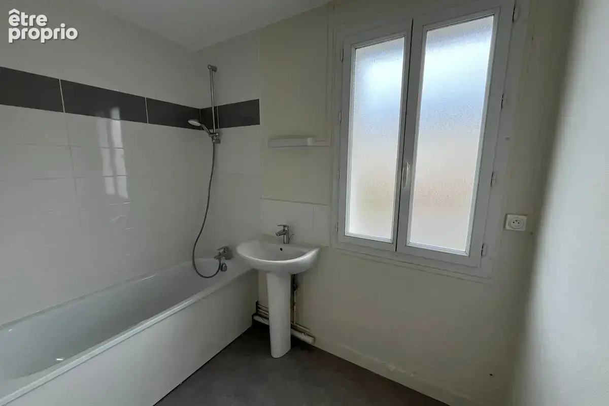 Descartes - Maison T5 - photo 9