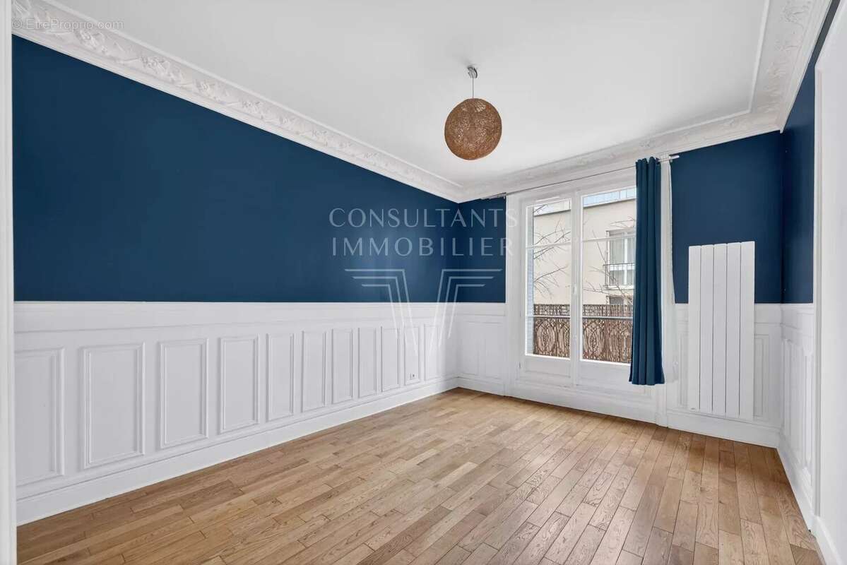Appartement à LEVALLOIS-PERRET