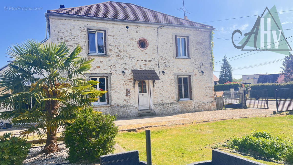 Maison à DONNEMARIE-DONTILLY