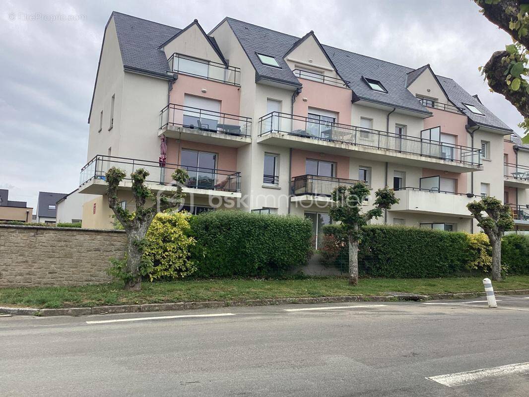 Appartement à LANVALLAY