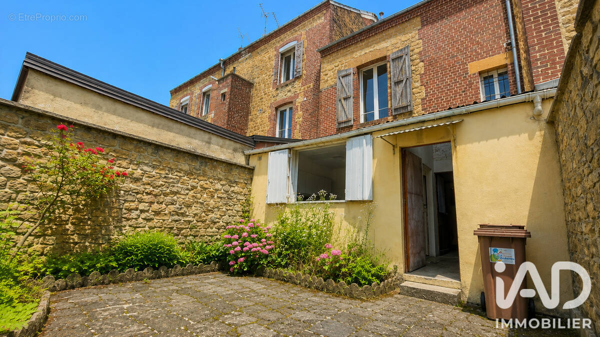 Photo 1 - Maison à CHARLEVILLE-MEZIERES