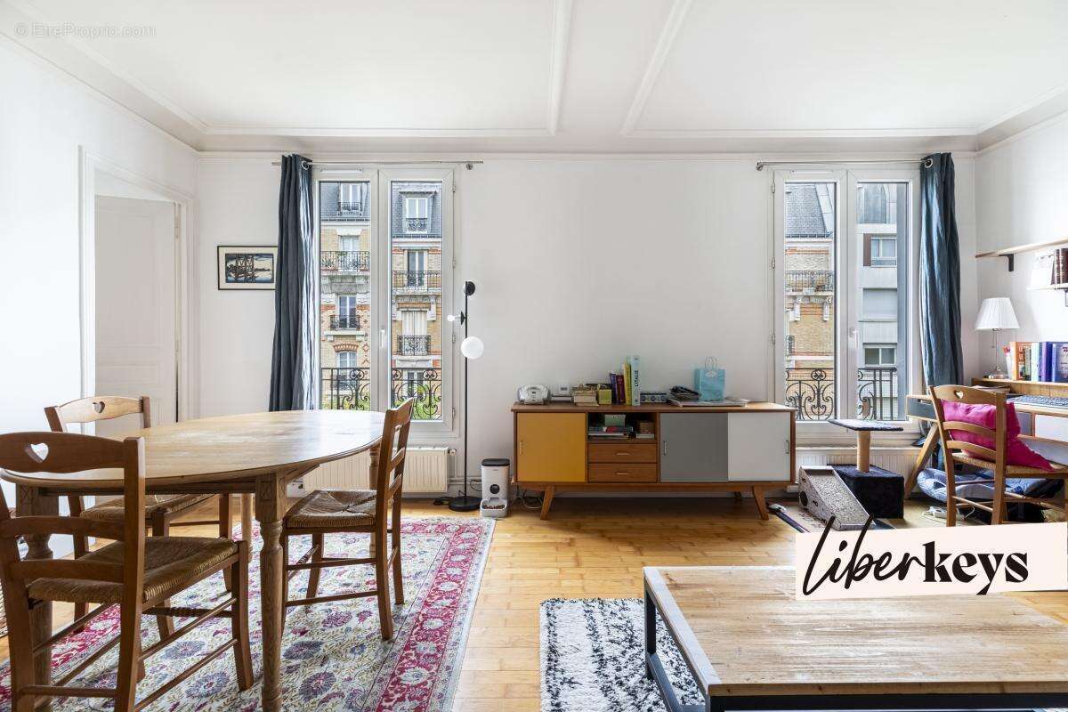 Appartement à PARIS-20E