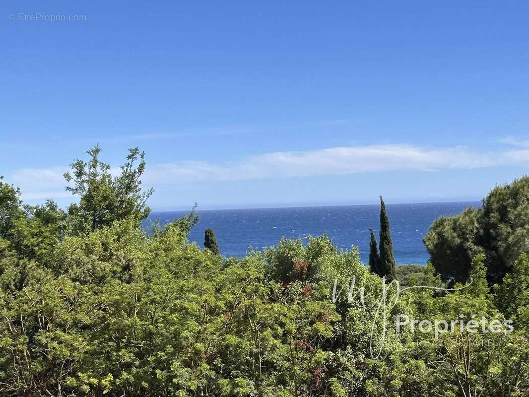 Appartement à LE LAVANDOU