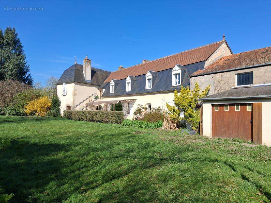 Maison à LA CHARITE-SUR-LOIRE