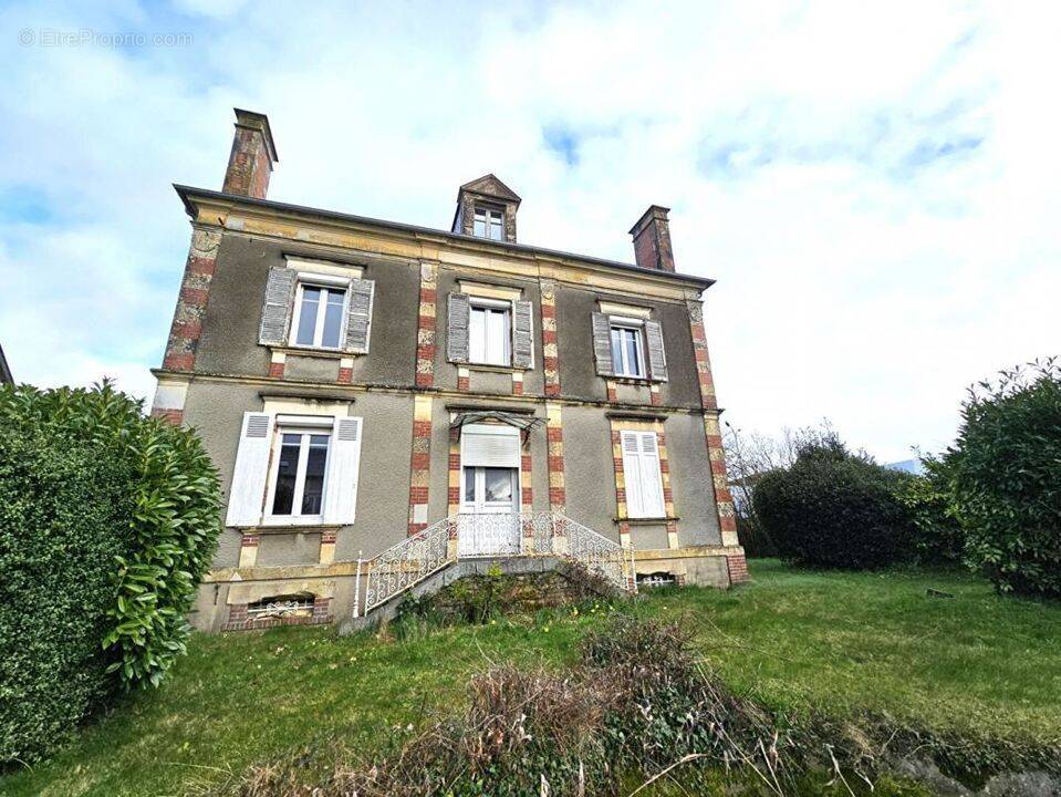 Maison à VILLERS-BOCAGE