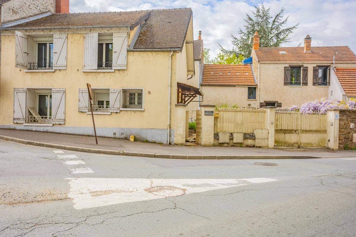 Maison à ORMOY