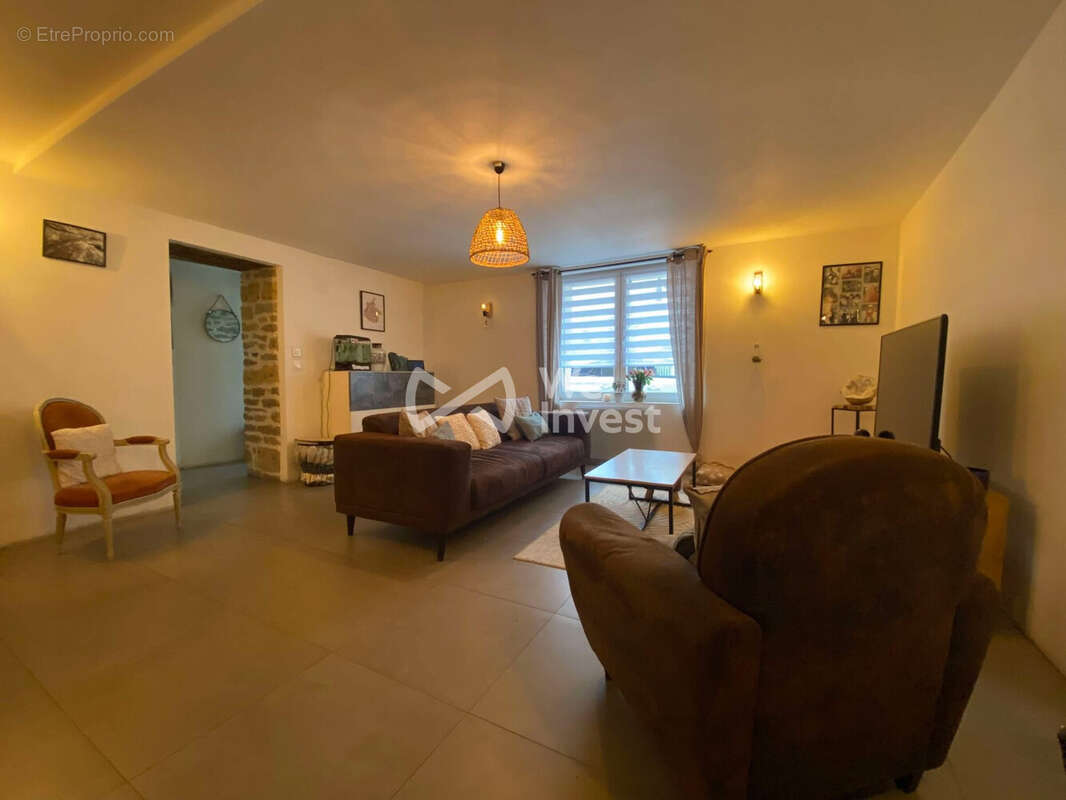 Maison à DOUZY