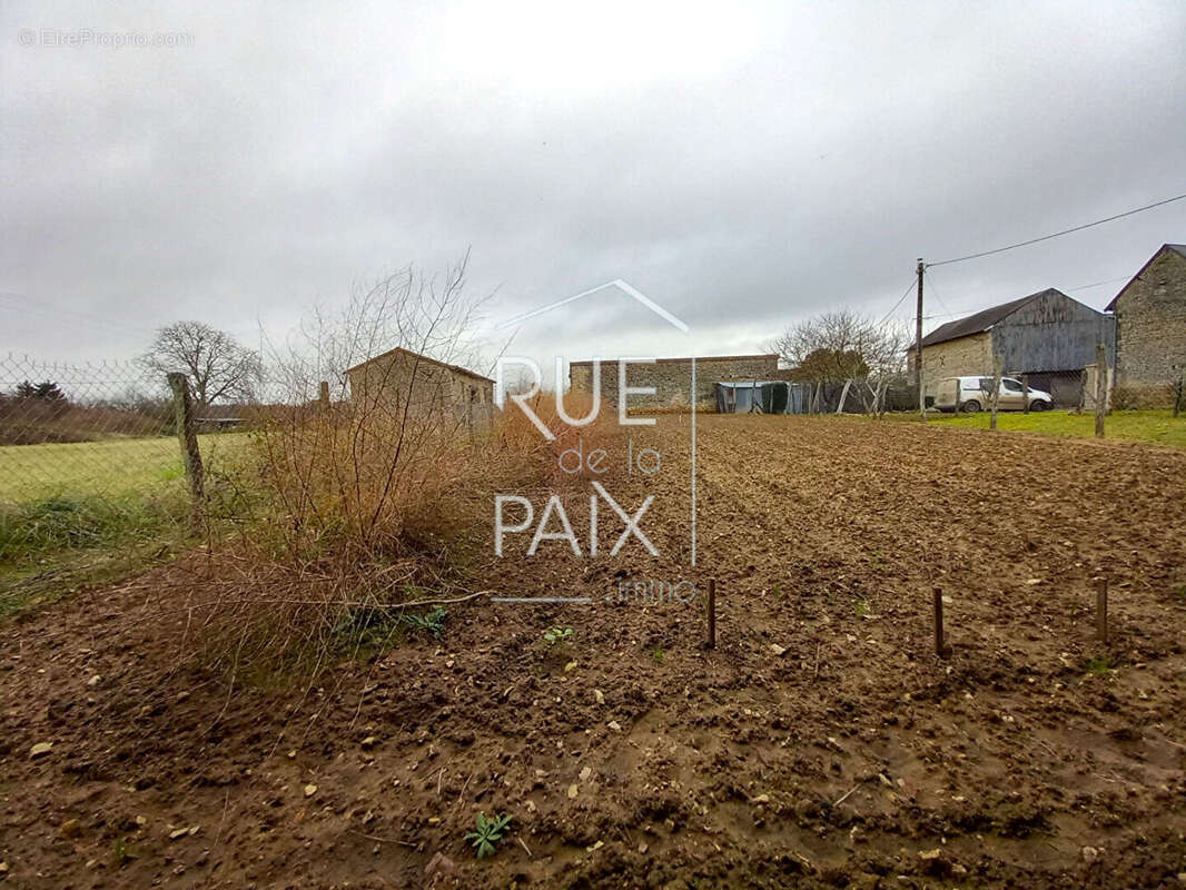Terrain Angliers 415 m2 avec grange - photo 8